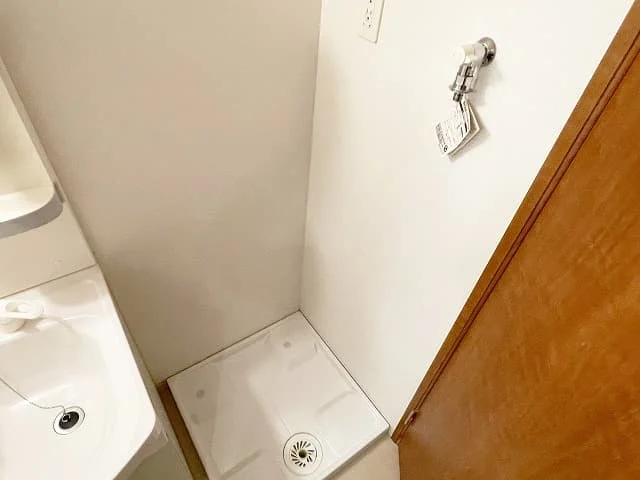 STキューブ Bタイプの室内洗濯機置場